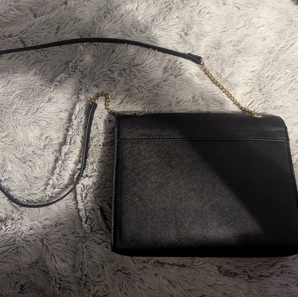 H&M Black Shoulder Bag With Gold Chain